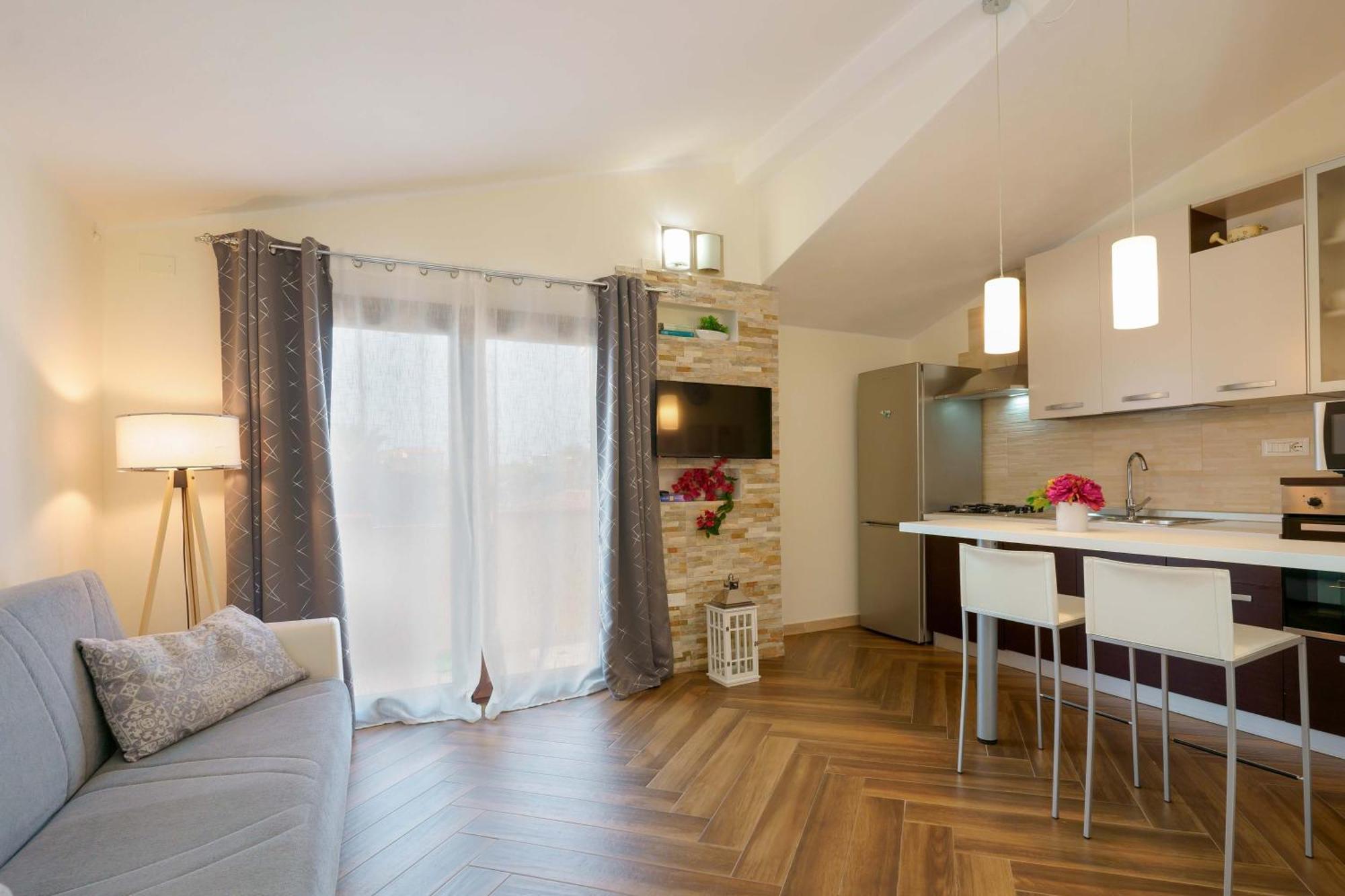 Exclusive Use Swimming Pool Available From June To September Cagliari Exterior foto