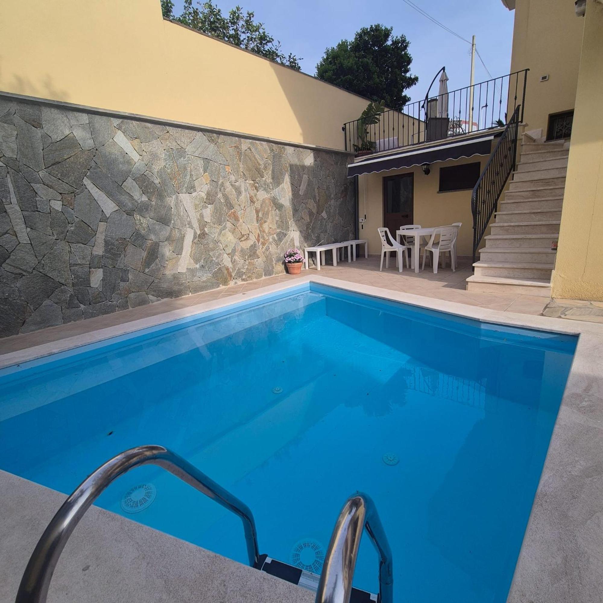 Exclusive Use Swimming Pool Available From June To September Cagliari Exterior foto