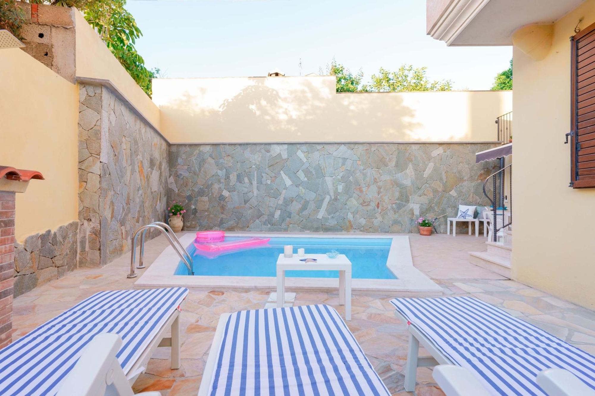 Exclusive Use Swimming Pool Available From June To September Cagliari Exterior foto